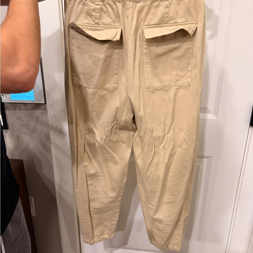Zara Women's Tan Cargo Pants